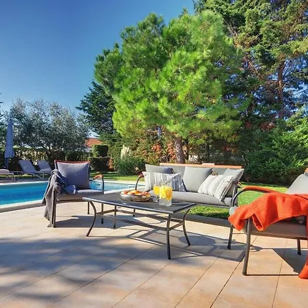 Holiday home Ines